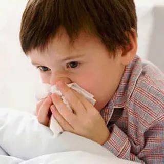 Полипы в носу: симптомы и лечение